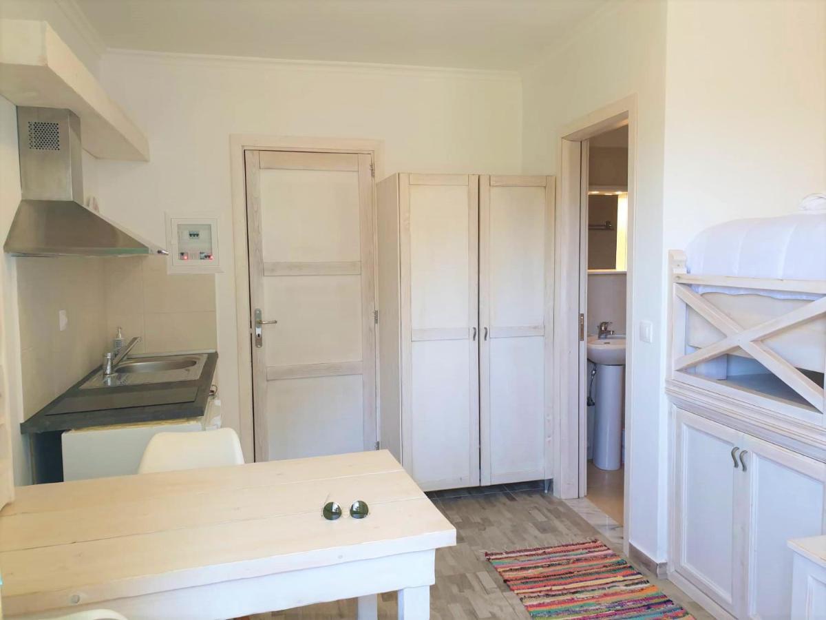 Kathys Island Retreat Aparthotel Adia Bagian luar foto