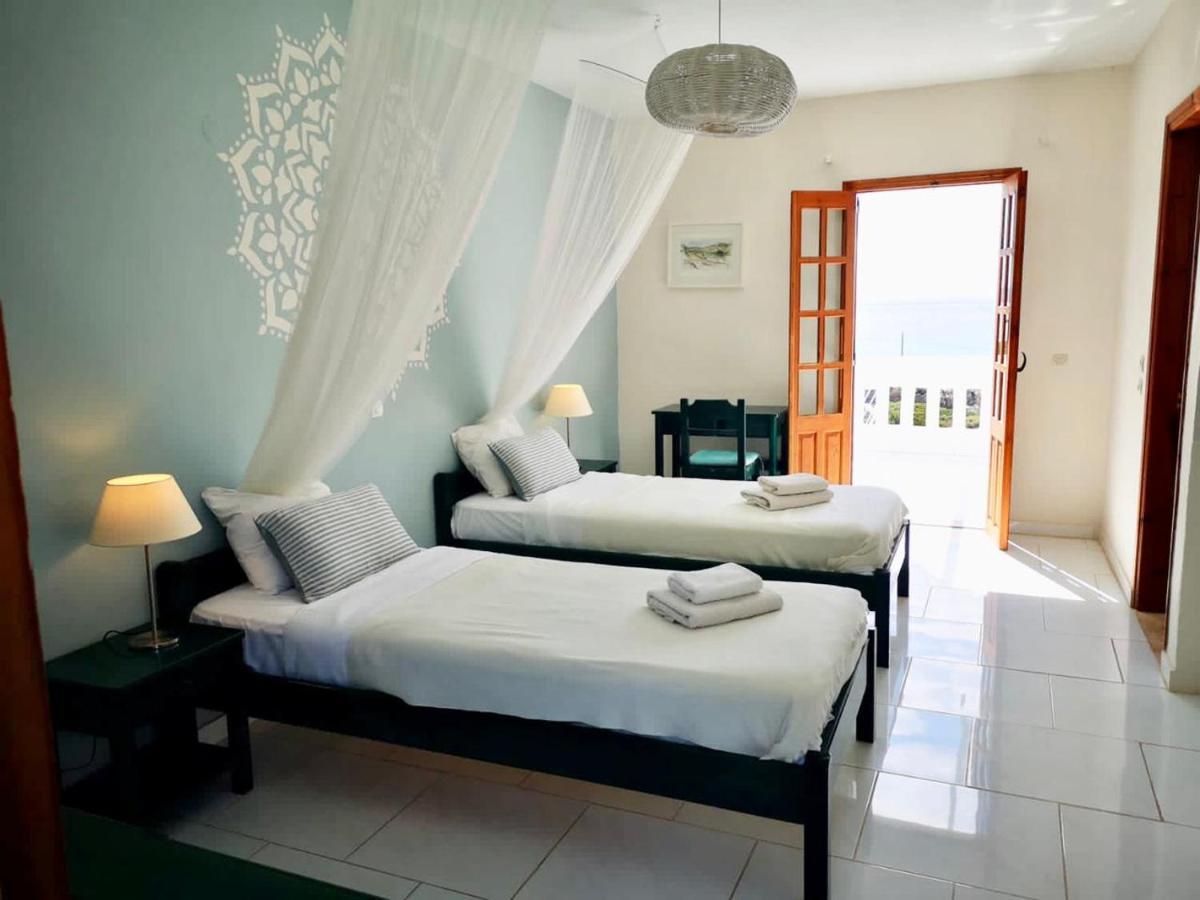 Kathys Island Retreat Aparthotel Adia Bagian luar foto