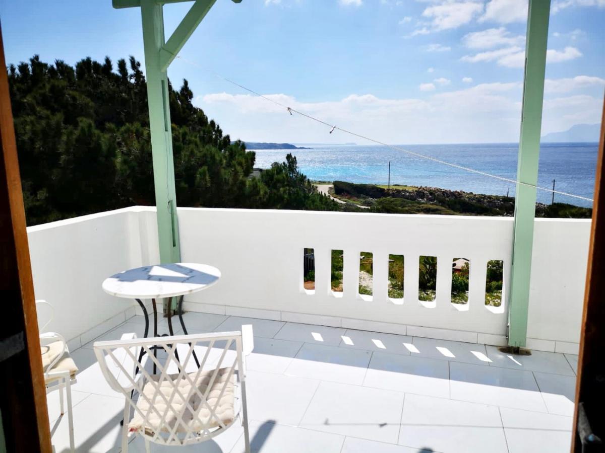 Kathys Island Retreat Aparthotel Adia Bagian luar foto