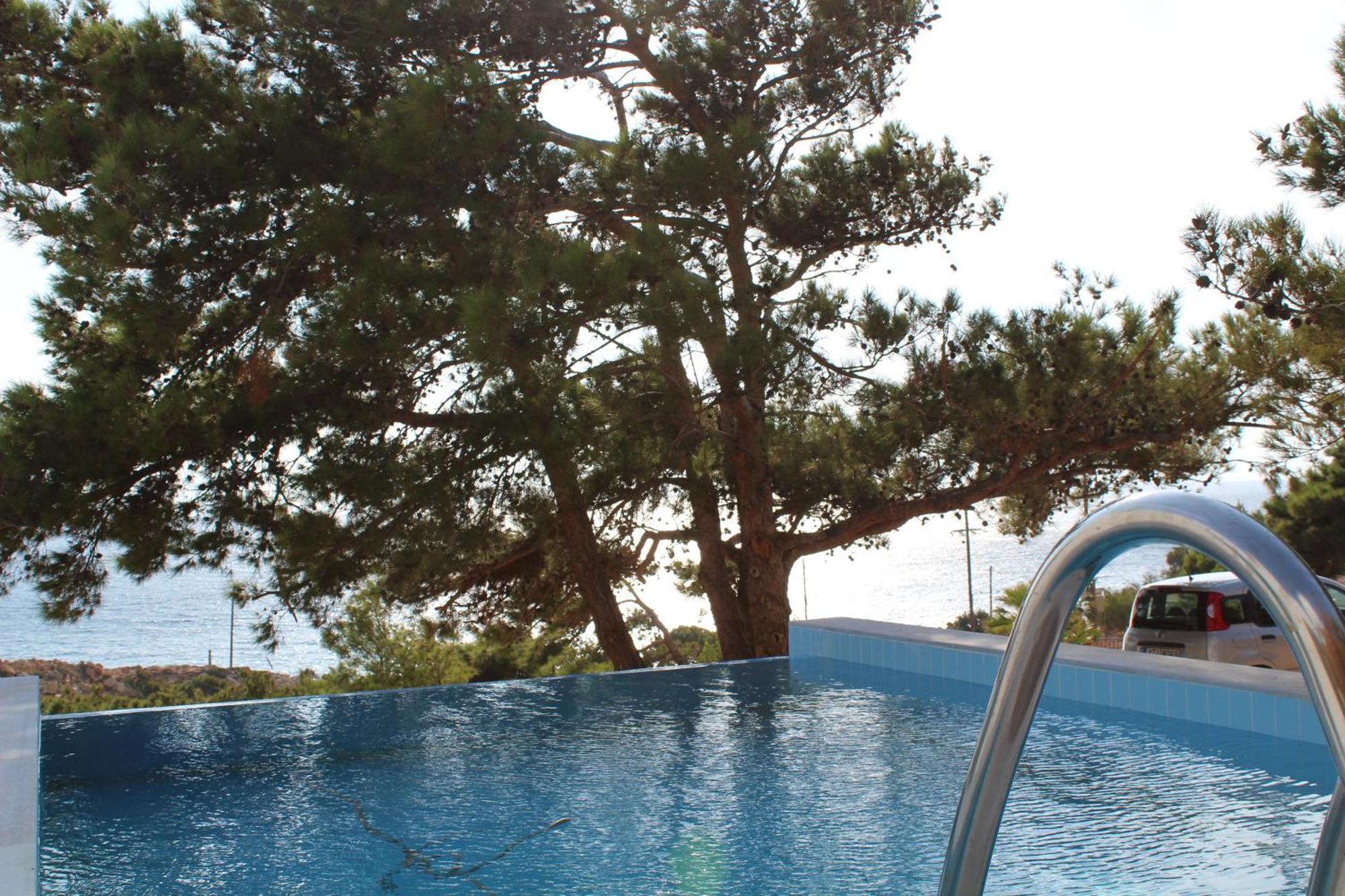 Kathys Island Retreat Aparthotel Adia Ruang foto