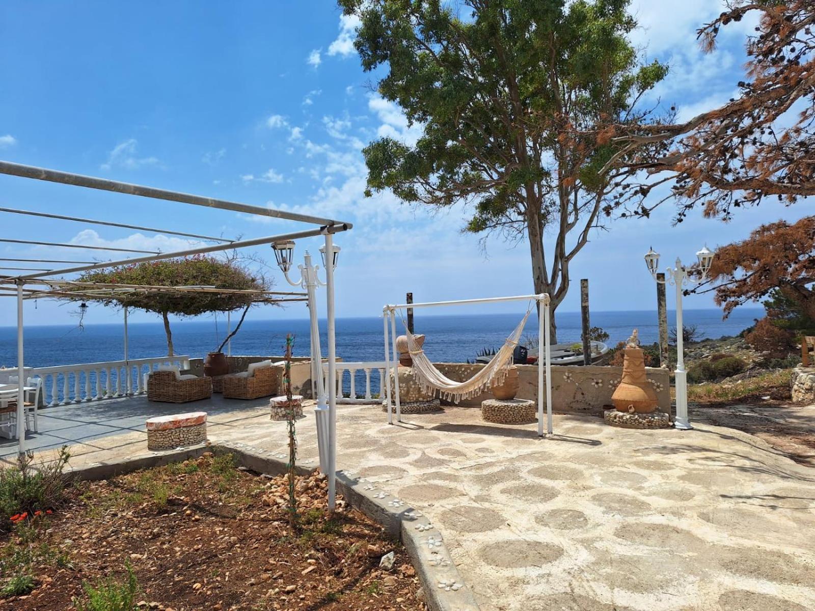 Kathys Island Retreat Aparthotel Adia Bagian luar foto