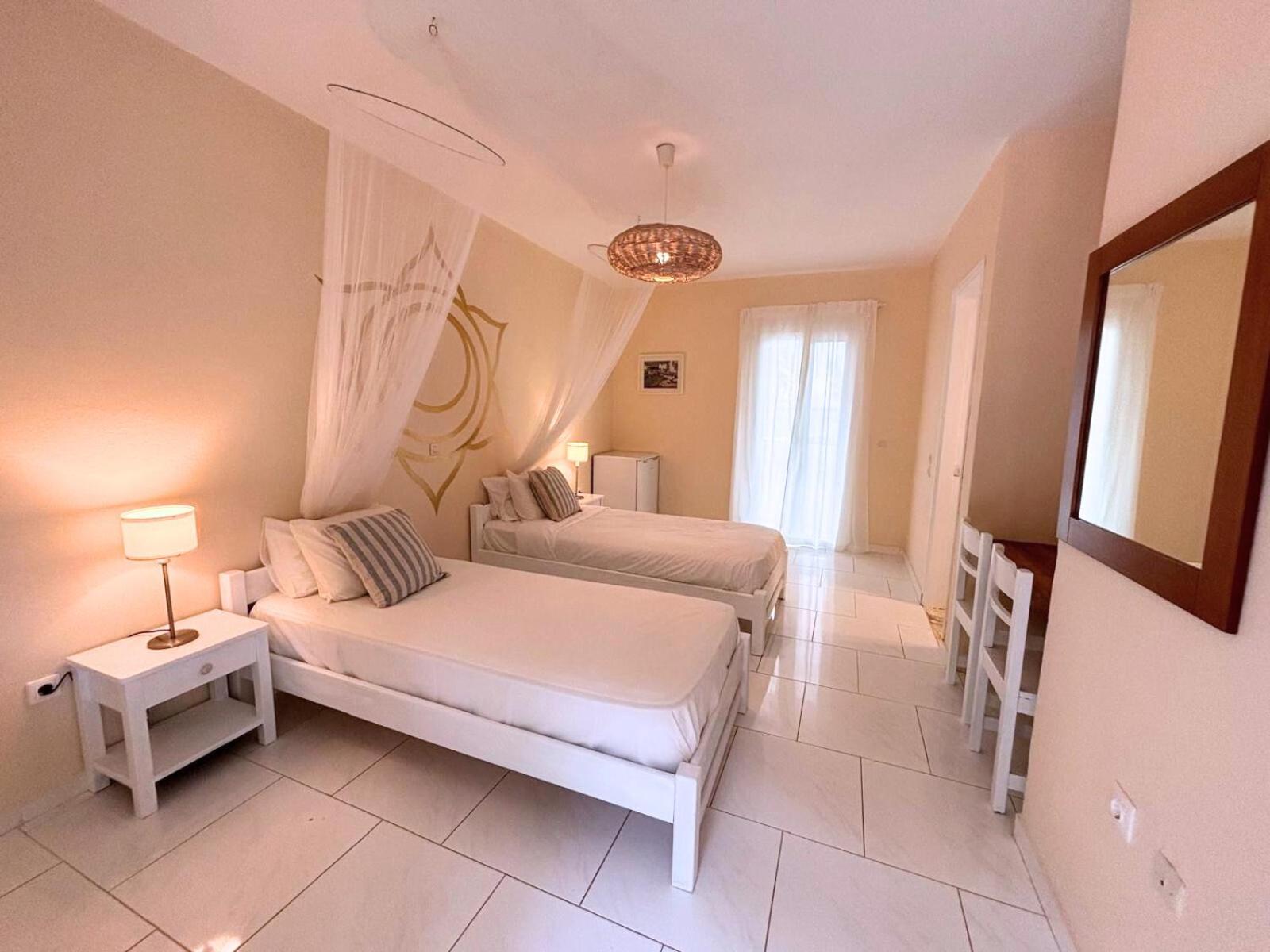 Kathys Island Retreat Aparthotel Adia Bagian luar foto