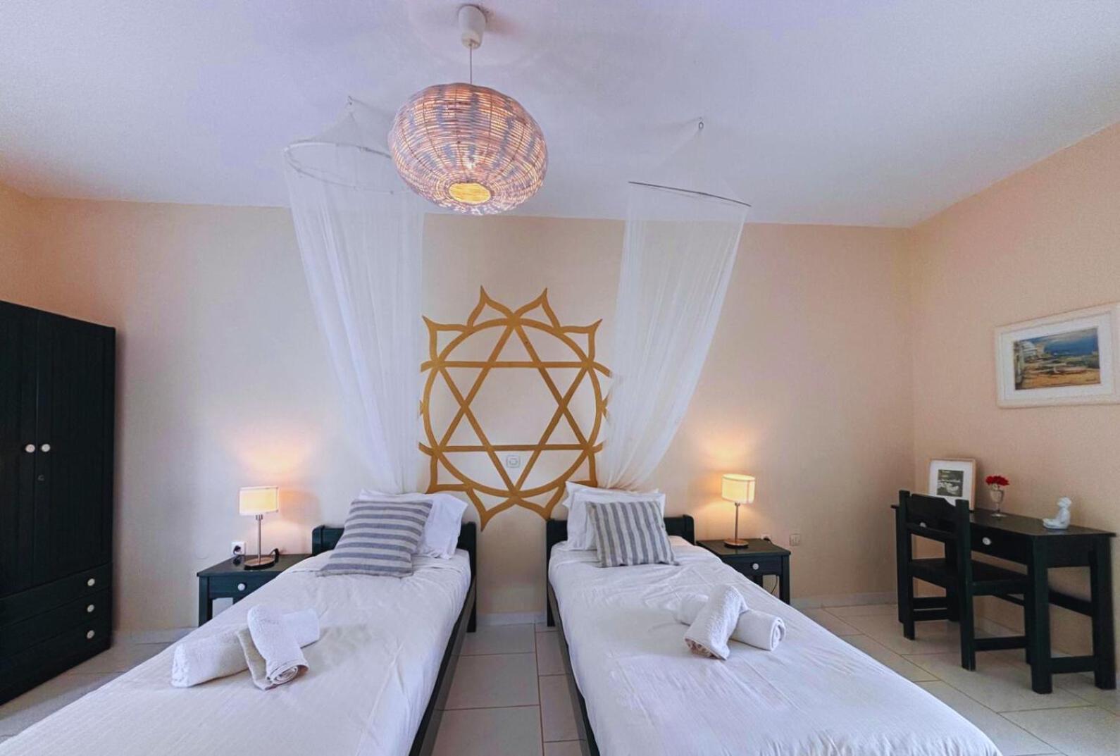 Kathys Island Retreat Aparthotel Adia Bagian luar foto