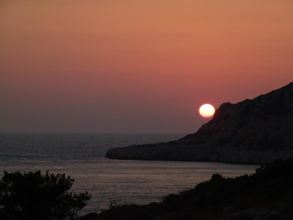 Kathys Island Retreat Aparthotel Adia Bagian luar foto