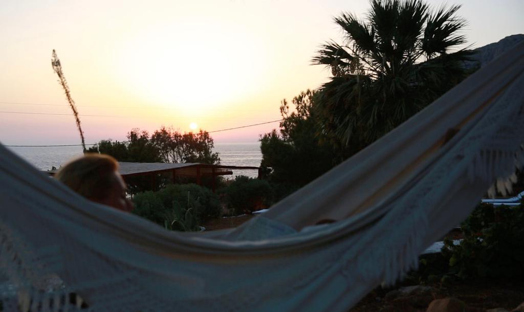 Kathys Island Retreat Aparthotel Adia Bagian luar foto