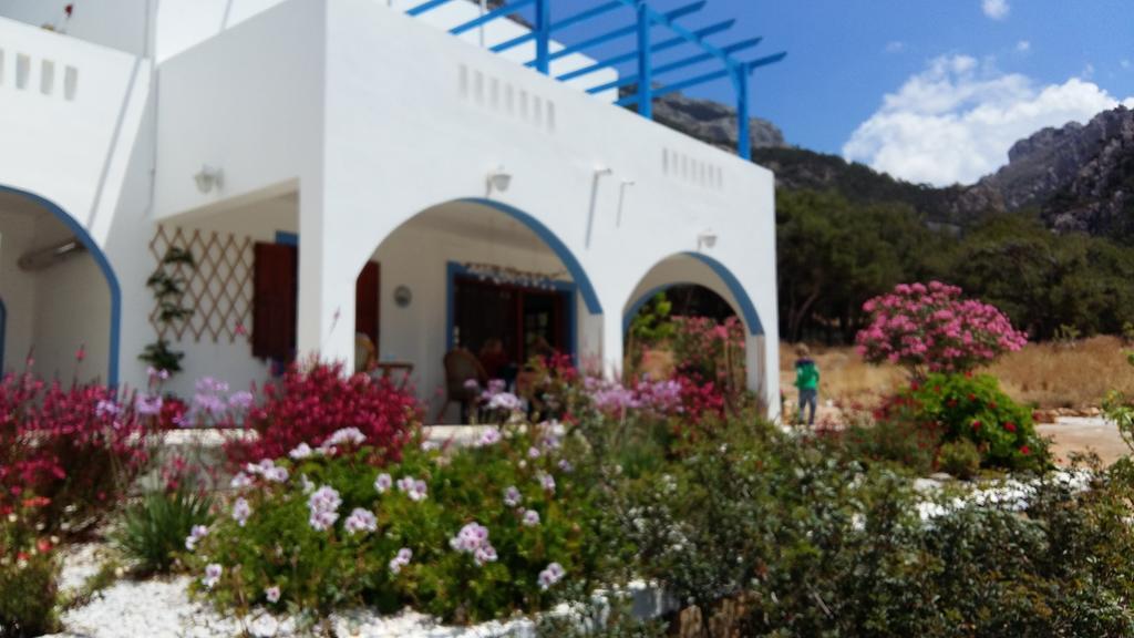 Kathys Island Retreat Aparthotel Adia Bagian luar foto